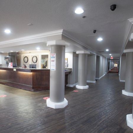 Hotel Ramada By Wyndham Barstow Exterior foto